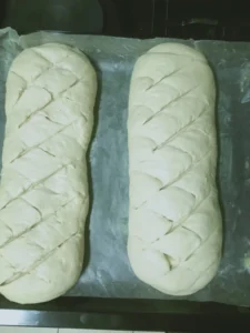 Score the bread